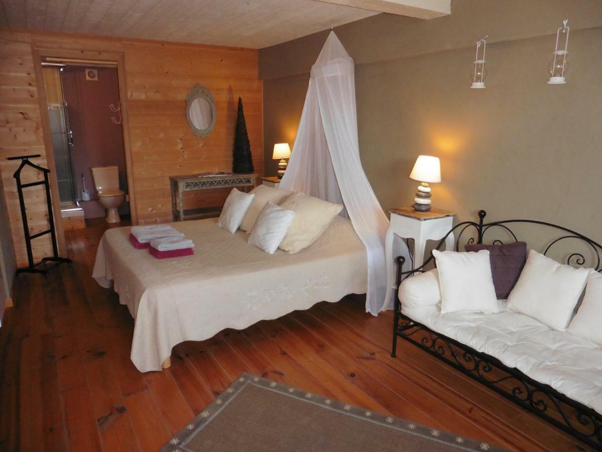 Chalet De Barraou Bed & Breakfast Binos Exterior photo